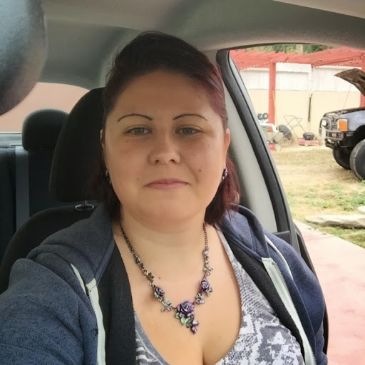 Julia Figueroa Photo 28