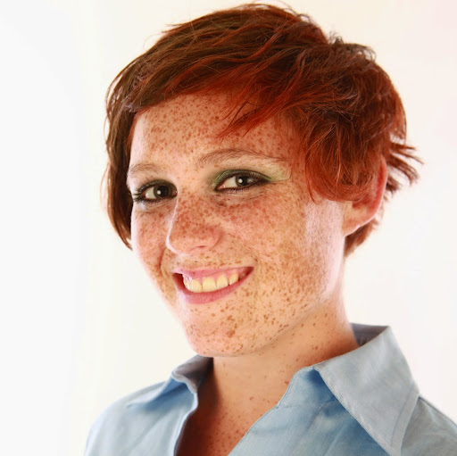 Rebecca Robinson Photo 8
