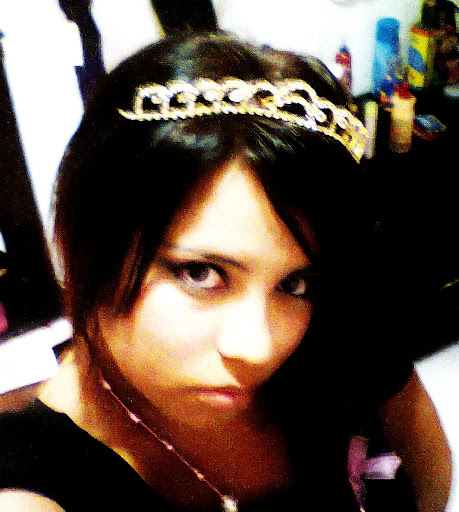 Marie Garcia Photo 7