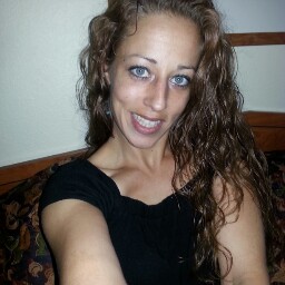 Valerie Martinez Photo 26