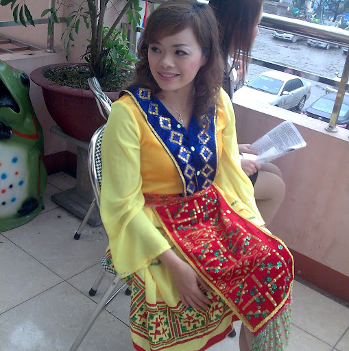 Thuy Ngo Photo 35
