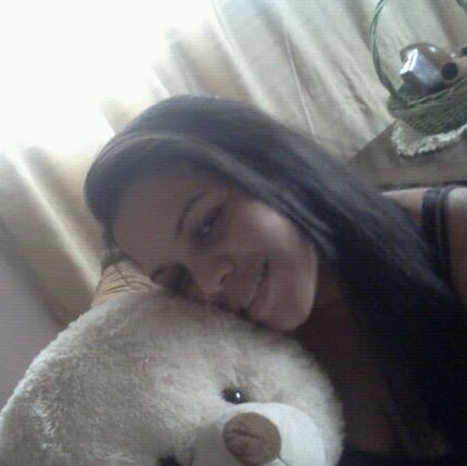 Maria Yanez Photo 7