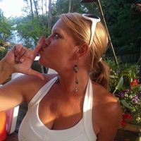 Susanne Bennett Photo 16