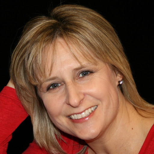 Cynthia Hopkins Photo 10