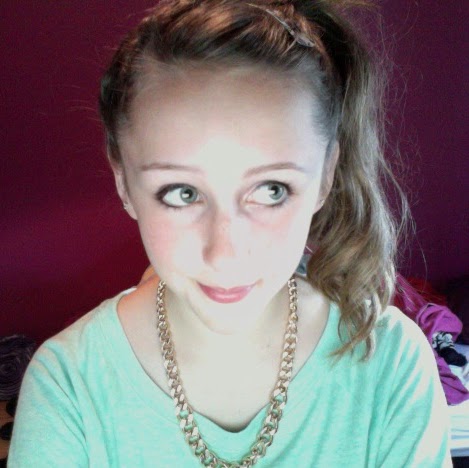 Alice Gross Photo 27