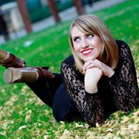 Elizabeth Poulos Photo 14