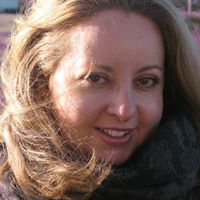 Sarah Aitchison Photo 18