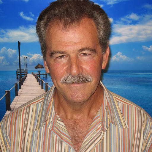 Kenneth Stern Photo 38