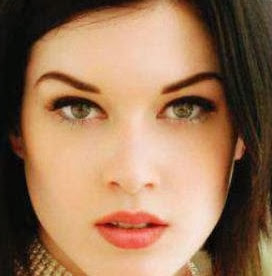Elizabeth Greene Photo 5