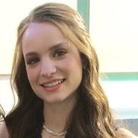 Abigail Russell Photo 20