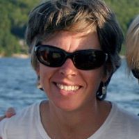 Elizabeth Leavitt Photo 29