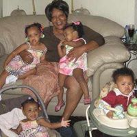 Della Walker Photo 21