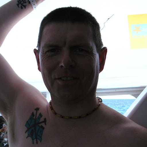 Alan Campbell Photo 20
