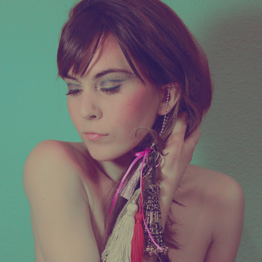 Maria Perales Photo 31