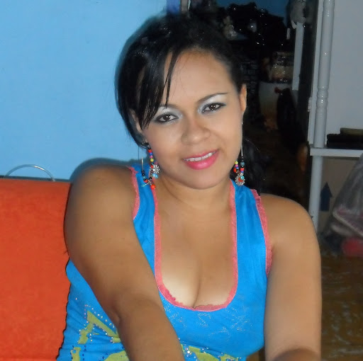 Lorena Moreno Photo 14