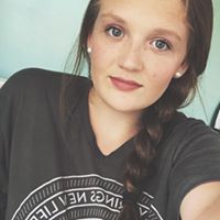 Samantha Workman Photo 32