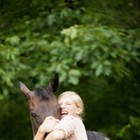 Elizabeth Harnish Photo 6