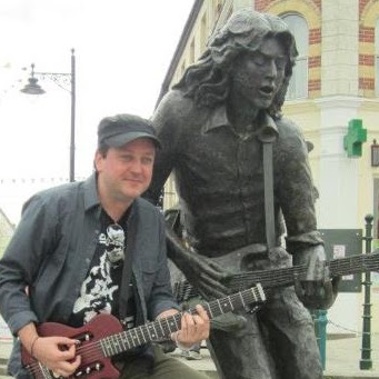Mark Lavery Photo 32