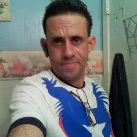 Alexander Calderon Photo 41