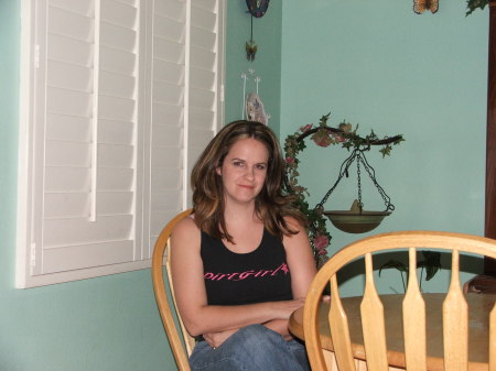 Amy Lawson Photo 15