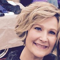 Tracy Hennessy Photo 6