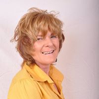 Deborah Walls Photo 17