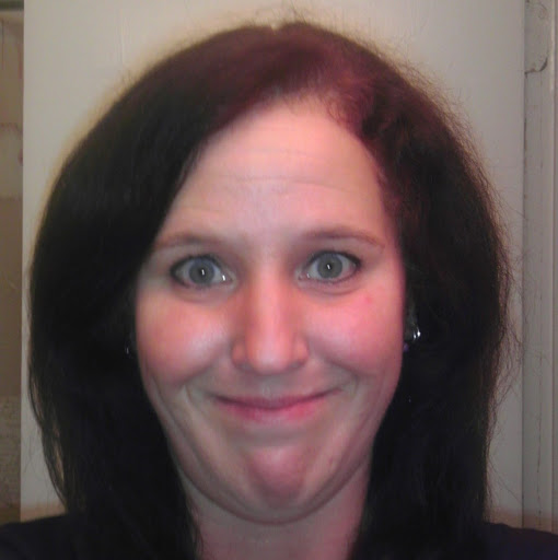Suzanne Staggs Photo 3