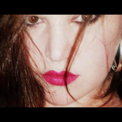 Mindy Larson Photo 21
