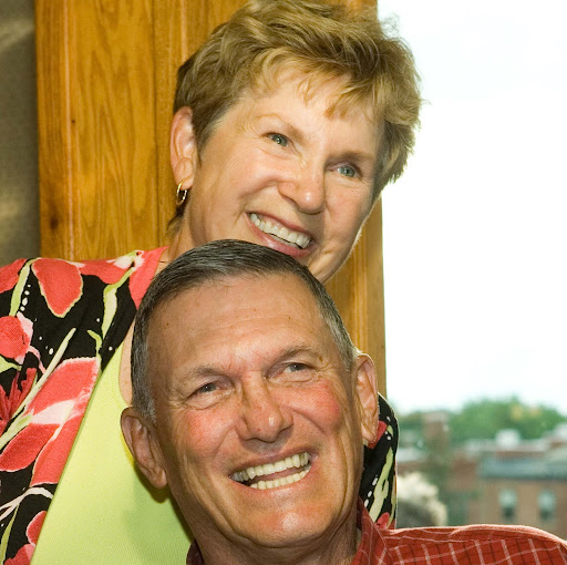 Carol Steele Photo 31
