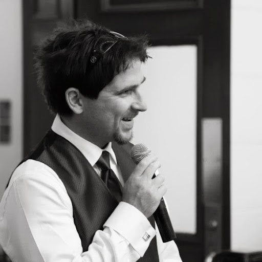 Jonathan Quinn Photo 4