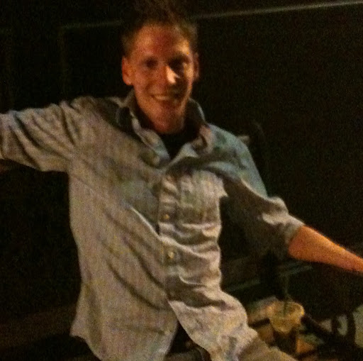 Sam Walker Photo 43
