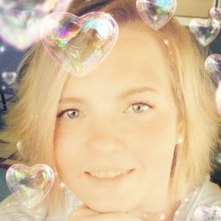 Brandi Godwin Photo 20