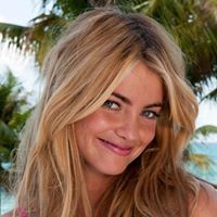 Elyse Taylor Photo 10