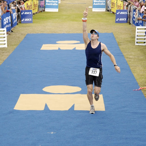 Mike Gee Photo 40