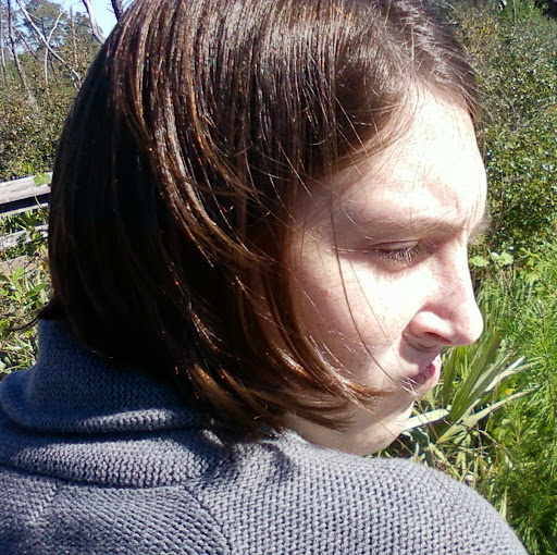 Sarah Lawless Photo 7