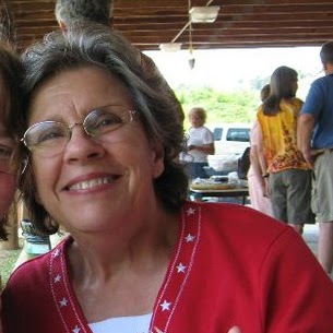 Martha Franks Photo 19