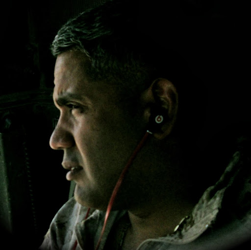 Roberto Acuna Photo 11