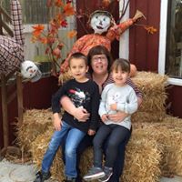 Debbie Petersen Photo 26