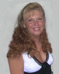 Linda Cartwright Photo 17