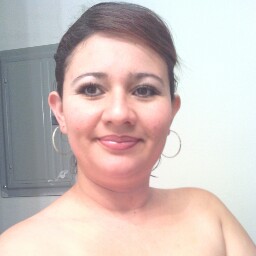 Maria Menjivar Photo 17