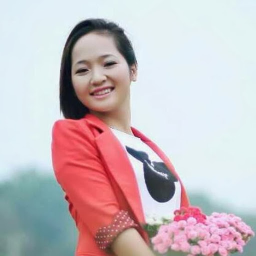 Thu Ngo Photo 22