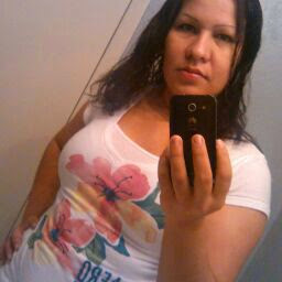 Yesenia Ramirez Photo 13