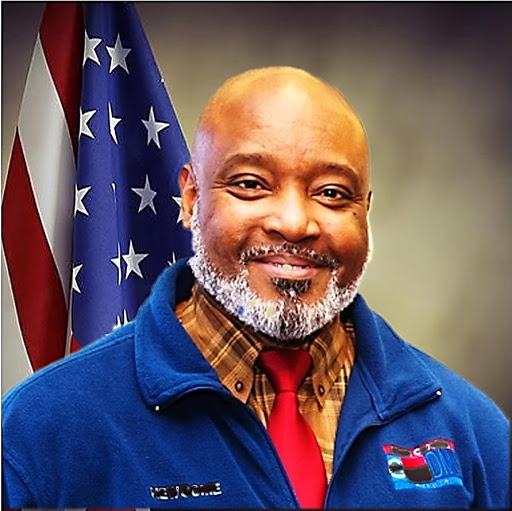 Mike Newsome Photo 31