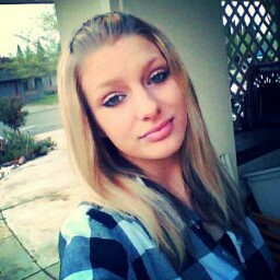 Crystal Baker Photo 17