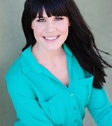 Stephanie Jones Photo 1