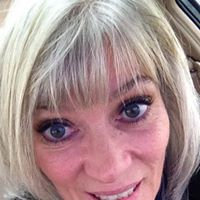 Deborah Esposito Photo 19