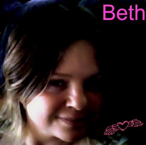 Beth Bradshaw Photo 22