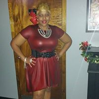 Lori Marshall Photo 34