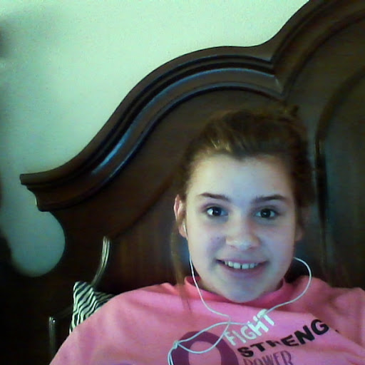 Alexis Quick Photo 13