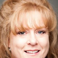 Lorie Lawrence Photo 7